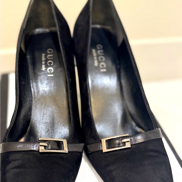 Gucci By Tom Ford 90s Black Suede Pointed Toe Kitten Hell Leather Strap GG Pumps - Picture 8 of 9